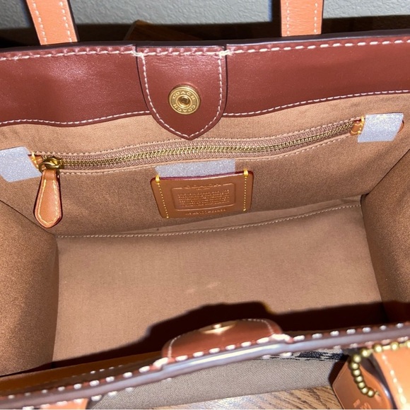 Coach Field Tote 30 With Coach Badge - Picture 4 of 9